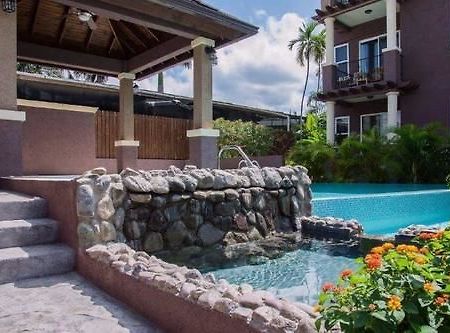 New Kingston Guest Apt At Sonoma Estate Экстерьер фото