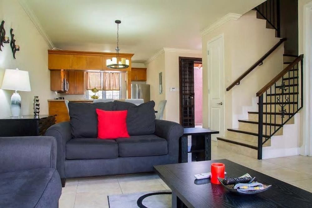 New Kingston Guest Apt At Sonoma Estate Экстерьер фото